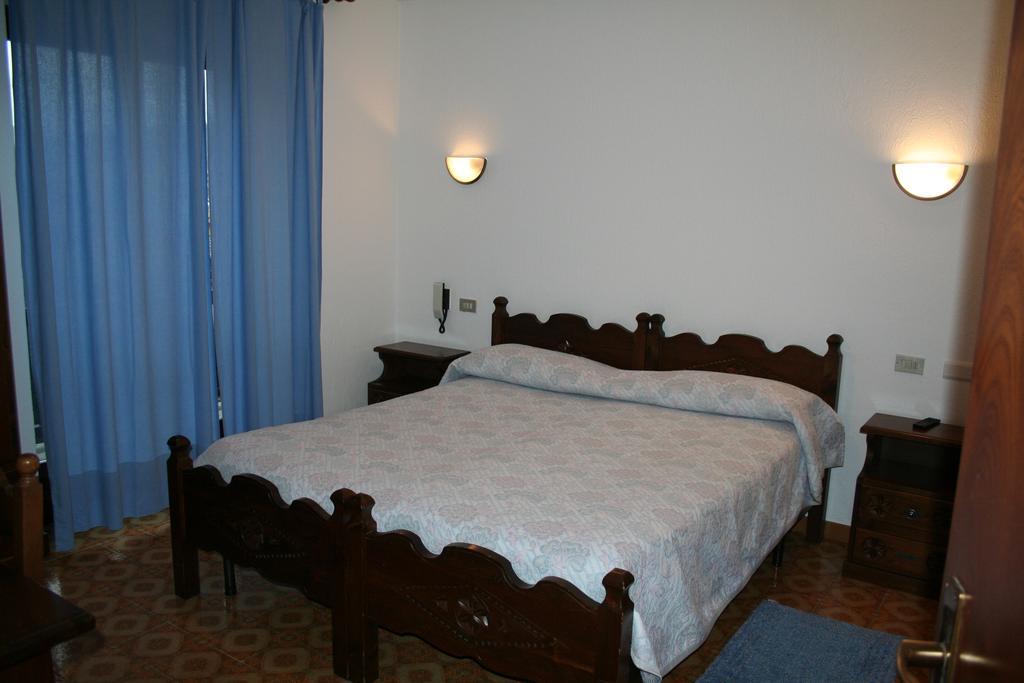 Hotel Beau Sejour Arvier Szoba fotó