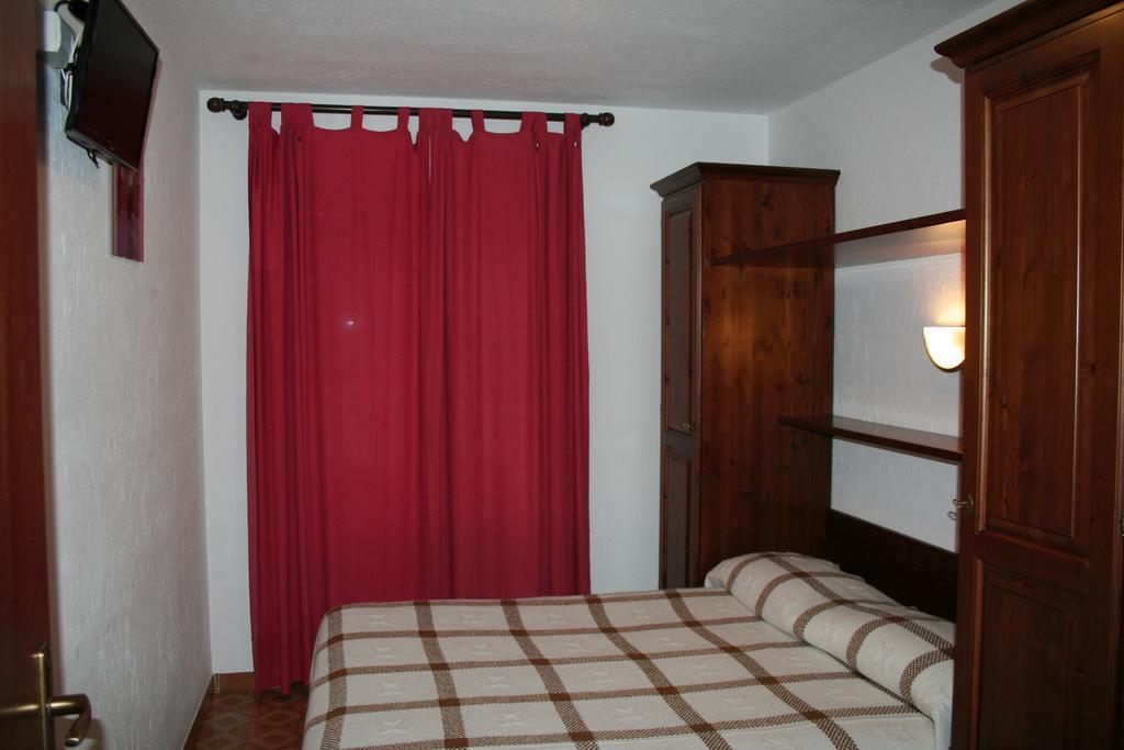 Hotel Beau Sejour Arvier Szoba fotó
